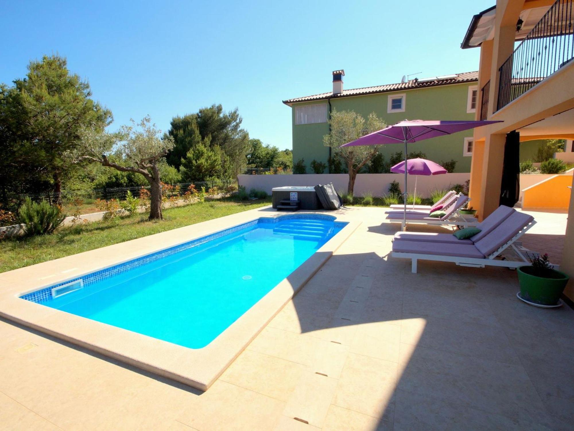 Lovely Villa With Pool, Wellness And Fenced Garden Rakalj Exterior photo
