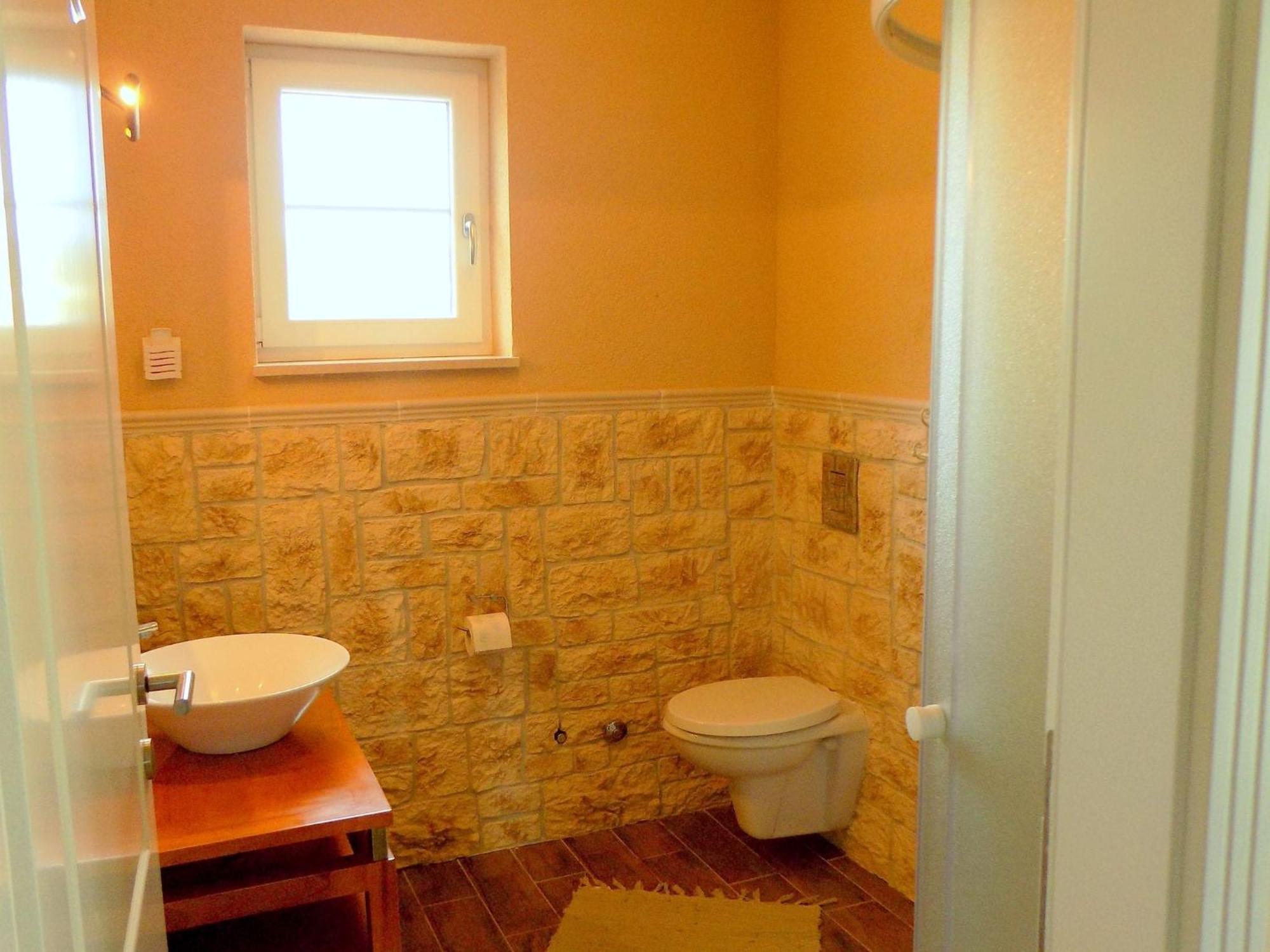 Lovely Villa With Pool, Wellness And Fenced Garden Rakalj Exterior photo